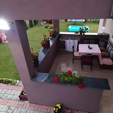 Prenociste Melina * Sjenica