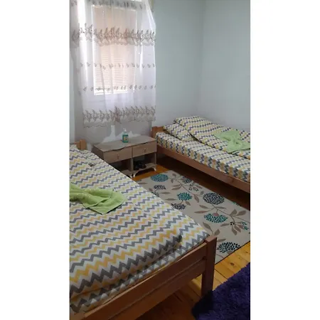 Prenociste Melina Daire Sjenica